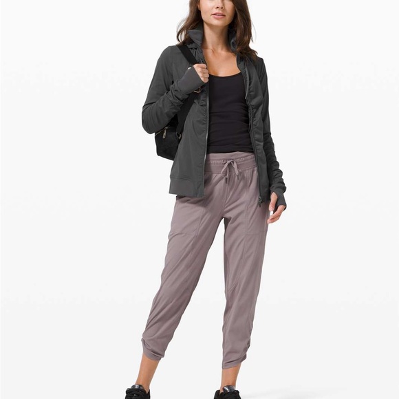 Lululemon Beyond the Studio Jacket- graphite grey - Picture 5 of 12